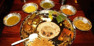 Rajasthani Mutfağı, Hindistan’ın batısında yer alan Rajasthan bölgesine özgü, zengin ve aromatik bir yemek kültürünü temsil eder. Çöl iklimi ve kısıtlı su kaynakları, mutfağın şekillenmesinde belirleyici olmuştur. Bölge halkı, uzun süre dayanabilecek yemekler ve saklama teknikleri geliştirmiştir. Konulu bir haber görseli.