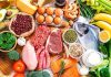 Flexitarian beslenme, son yıllarda katı diyet kurallarından uzak durmak isteyen bireyler arasında giderek daha fazla ilgi görmektedir. Bu yaklaşım, ağırlıklı olarak bitki temelli beslenmeyi benimserken, hayvansal ürünleri tamamen hayatın dışına çıkarmadan dengeli bir yol izlemeyi hedefler. Flexitarian, hem sağlıklı beslenmek isteyen hem de sosyal ve kültürel alışkanlıklarından kopmak istemeyen kişiler için dikkat çekici bir seçenek olarak öne çıkmaktadır. Konulu bir haber görseli.