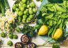 Pegan beslenme, son yıllarda sağlıklı yaşam ve dengeli beslenme konularına ilgi duyan bireyler arasında dikkat çeken hibrit bir yaklaşım olarak öne çıkmaktadır. Paleo ve vegan beslenme anlayışlarının belirli yönlerini bir araya getiren bu model, adını da bu iki kelimenin birleşiminden alır. Pegan, bir yandan doğal ve işlenmemiş gıdaları merkeze alırken, diğer yandan bitki ağırlıklı bir beslenme düzenini teşvik eder. Konulu bir haber görseli.