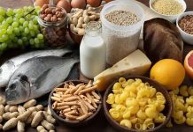 İşlenmemiş Gıda Tüketimi Doğal Ve Dengeli Beslenmenin Temelini Oluşturuyor Günümüzde beslenme alışkanlıkları, teknolojik gelişmeler ve hızlı yaşam temposuyla birlikte büyük bir değişim geçirdi. Hazır ve paketli ürünlerin yaygınlaşması, pratiklik sağlarken beraberinde çeşitli sağlık sorunlarını da getirdi. Bu durum, bireyleri daha bilinçli tercihler yapmaya yöneltti. Özellikle işlenmemiş gıda tüketimi, sağlıklı yaşam arayışında öne çıkan önemli bir beslenme yaklaşımı olarak dikkat çekiyor. Doğal haliyle tüketilen gıdalar, vücudun ihtiyaç duyduğu besin öğelerini daha saf ve dengeli bir şekilde sunuyor. Konulu bir haber görseli.